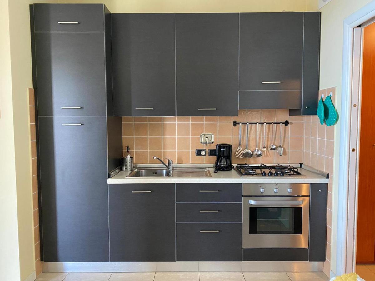 Casa Miradore 600 Mt Dal Mare 因佩里亚 外观 照片