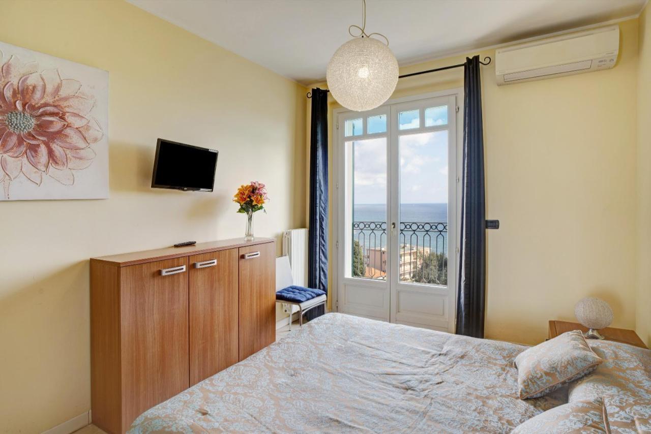 Casa Miradore 600 Mt Dal Mare 因佩里亚 外观 照片