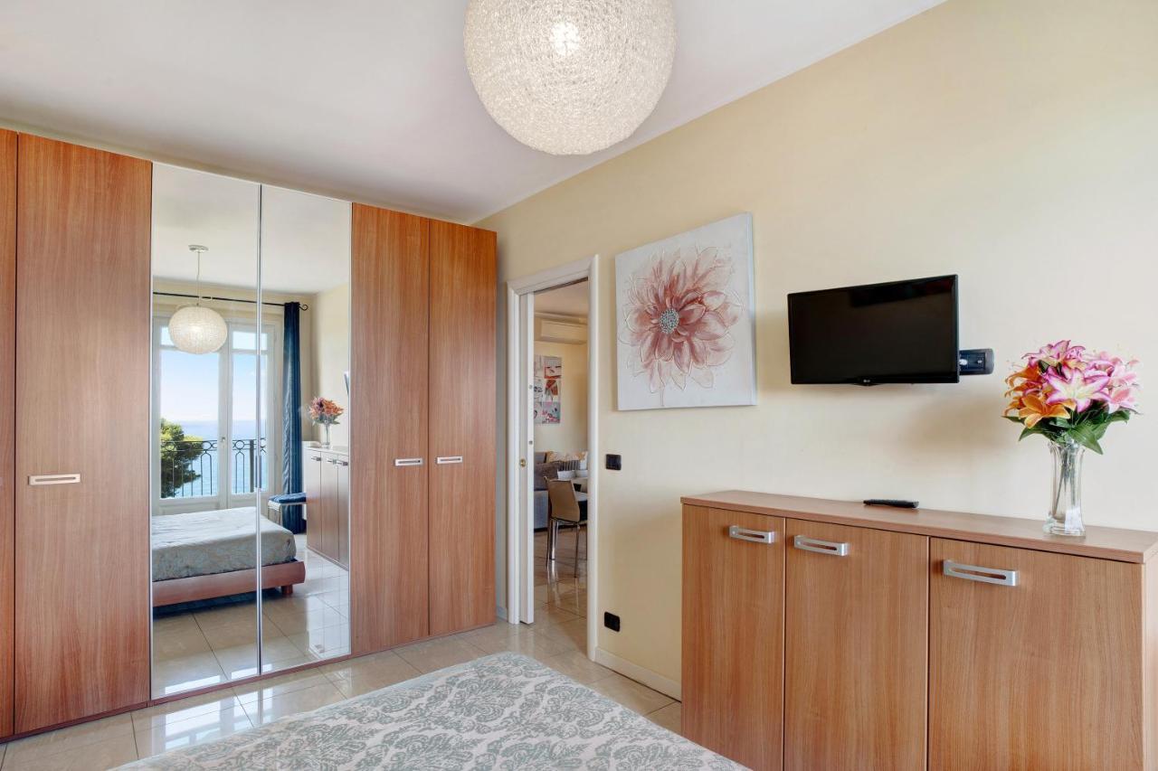 Casa Miradore 600 Mt Dal Mare 因佩里亚 外观 照片